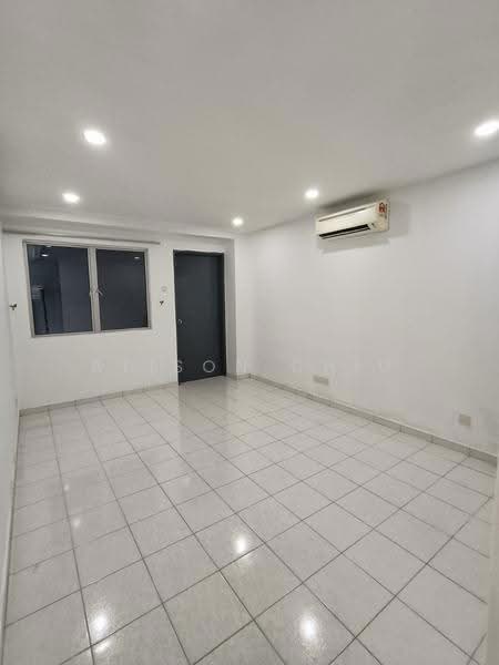 Townhouse for Rent in Batu Caves (Selangor) - Alison Chiu - Interior - PropertyGuru.com.my