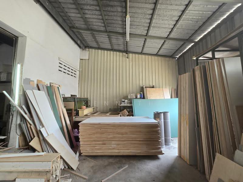 Terrace Factory for Sale in Sungai Buloh (Selangor) - Kenneth Wang - Interior - PropertyGuru.com.my