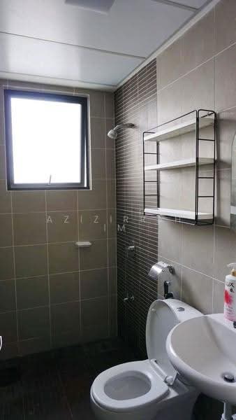 Kondominium untuk Disewa di Tamara - Azizirrahim . - Bathroom - PropertyGuru.com.my