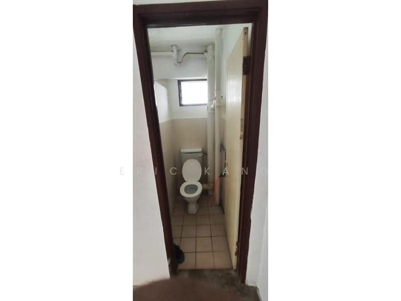 Apartment for Rent at Desa Indah Block 33 - Eric Kang - Bathroom - PropertyGuru.com.my