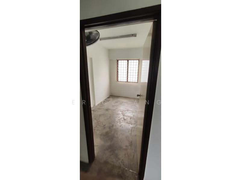 Apartment for Rent at Desa Indah Block 33 - Eric Kang - Interior - PropertyGuru.com.my