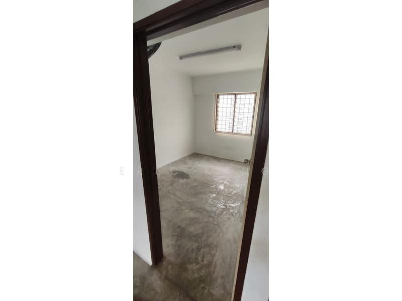 Apartment for Rent at Desa Indah Block 33 - Eric Kang - Interior - PropertyGuru.com.my