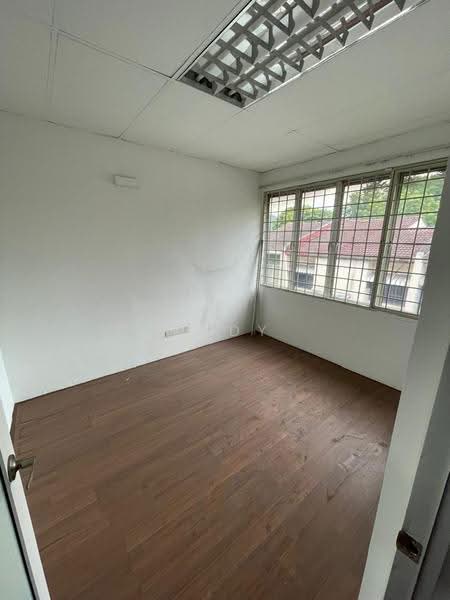 Shop / Office untuk Disewa di Taman Bukit Hijau (Cheras) - Addy Ng - Interior - PropertyGuru.com.my
