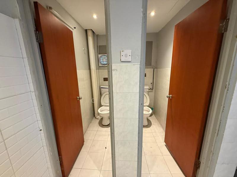 Shop for Rent in Petaling Jaya (Selangor) - Coyee Wong - Bathroom - PropertyGuru.com.my
