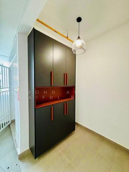 Condominium for Rent at Flora Rosa - Mohd Aizat Saiful Bahri - Entrance - PropertyGuru.com.my
