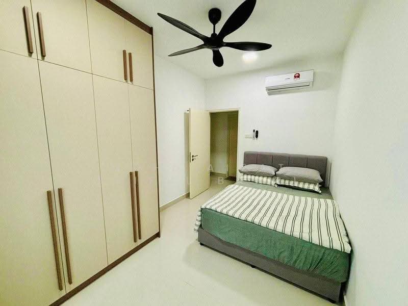 Condominium for Rent at Flora Rosa - Mohd Aizat Saiful Bahri - Bedroom - PropertyGuru.com.my