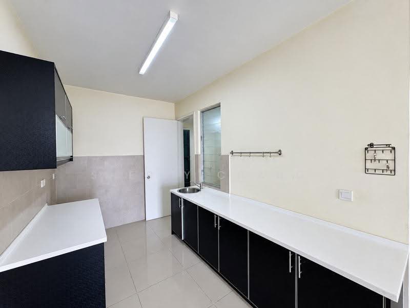 Kondominium untuk Disewa di Menjalara 18 - Sherry Chang - Kitchen - PropertyGuru.com.my