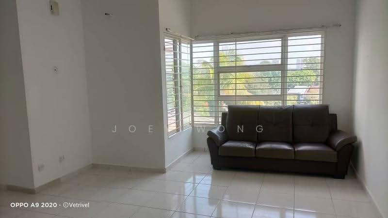 Kondominium untuk Dijual di Desa Impiana - Joey Wong - Living Room - PropertyGuru.com.my