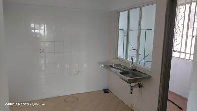 Kondominium untuk Dijual di Desa Impiana - Joey Wong - Kitchen - PropertyGuru.com.my