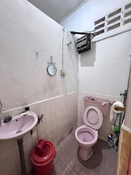 1-storey Terraced House for Sale in Desa Jaya Kepong (Kepong) - Alison Chiu - Bathroom - PropertyGuru.com.my