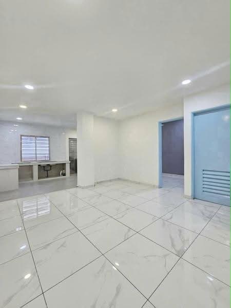 Rumah Teres 2-Tingkat untuk Dijual di Taman Desa Jaya (Johor Bahru) - Ivy Low - Kitchen - PropertyGuru.com.my