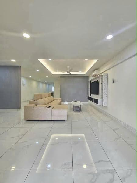 Rumah Teres 2-Tingkat untuk Dijual di Taman Desa Jaya (Johor Bahru) - Ivy Low - Living Room - PropertyGuru.com.my