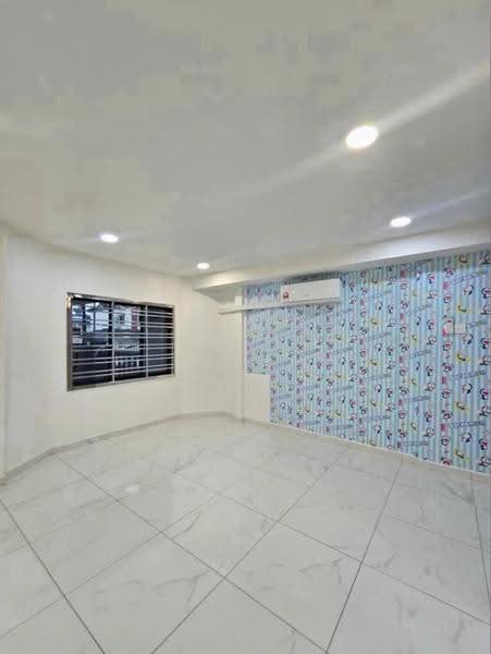 Rumah Teres 2-Tingkat untuk Dijual di Taman Desa Jaya (Johor Bahru) - Ivy Low - Interior - PropertyGuru.com.my