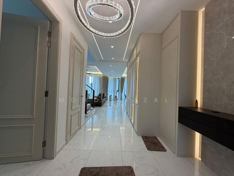 Bungalow House for Sale in Bandar Baru Bangi (Selangor) - Mohd Faizal - Entrance - PropertyGuru.com.my