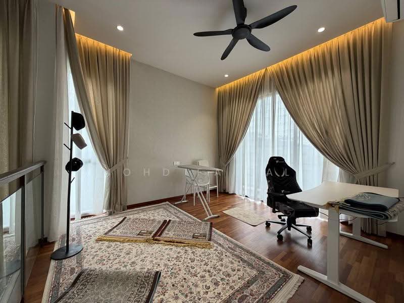 Bungalow House for Sale in Bandar Baru Bangi (Selangor) - Mohd Faizal - Study - PropertyGuru.com.my