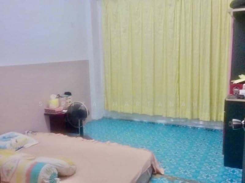 Rumah Flat untuk Dijual di Sri Cempaka - Sariza Hartanah - Bedroom - PropertyGuru.com.my