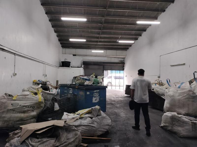 Factory for Rent in Seksyen 33 (Shah Alam) - Jessica Hoe - Interior - PropertyGuru.com.my