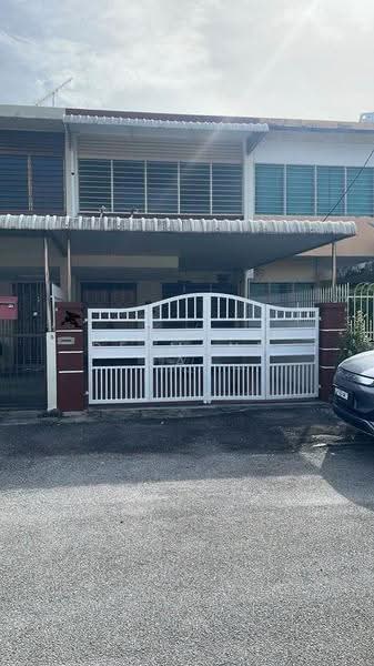 2-storey Terraced House for Rent in Taman Berjaya (George Town) - Desmond Tan - Exterior - PropertyGuru.com.my