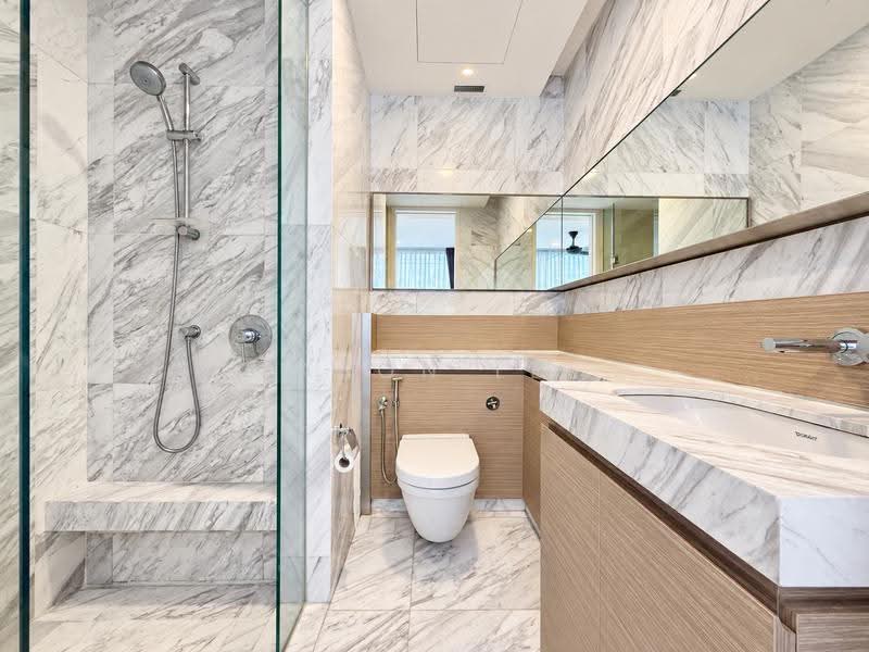 Kediaman Servis untuk Dijual di Le Nouvel KLCC - JASON LEE - Bathroom - PropertyGuru.com.my