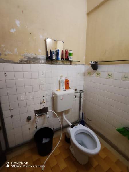 Rumah Teres 2-Tingkat untuk Dijual di Taman Sri Rampai (Wangsa Maju) - Ahmad Gadafi Md Nor - Bathroom - PropertyGuru.com.my