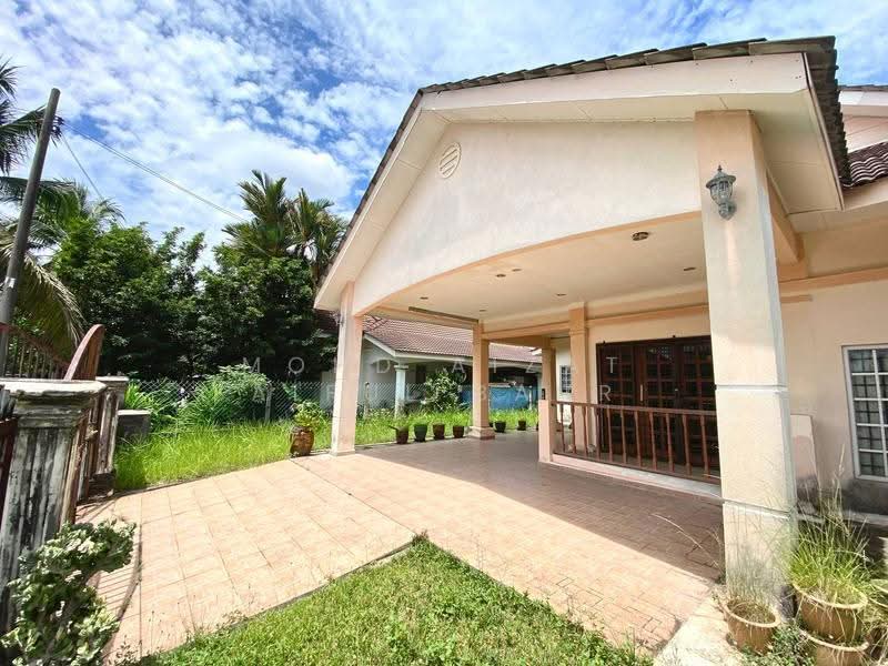 Bungalow House untuk Dijual di Taman Pantai Sepang Putra (Sepang) - Mohd Aizat Saiful Bahri - Exterior - PropertyGuru.com.my