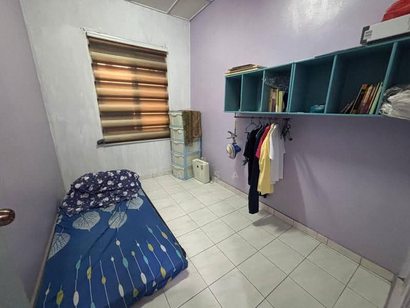Apartment for Sale at Sri Awana Townhouse - Sausa Lee - Bedroom - PropertyGuru.com.my