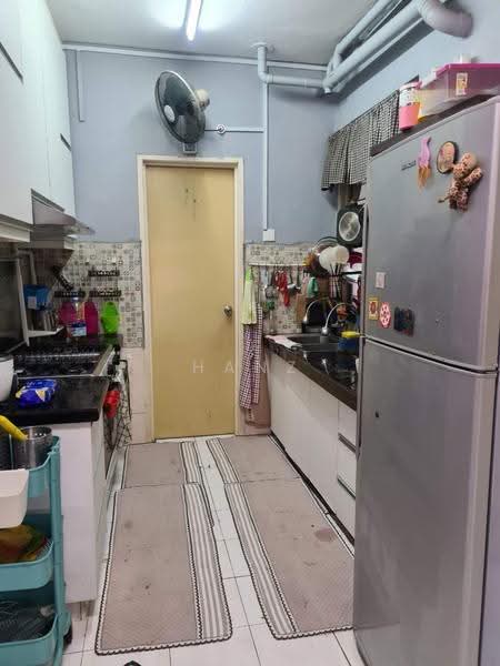 Pangsapuri untuk Disewa di Vista Pinggiran Apartment - Hanz Low - Kitchen - PropertyGuru.com.my