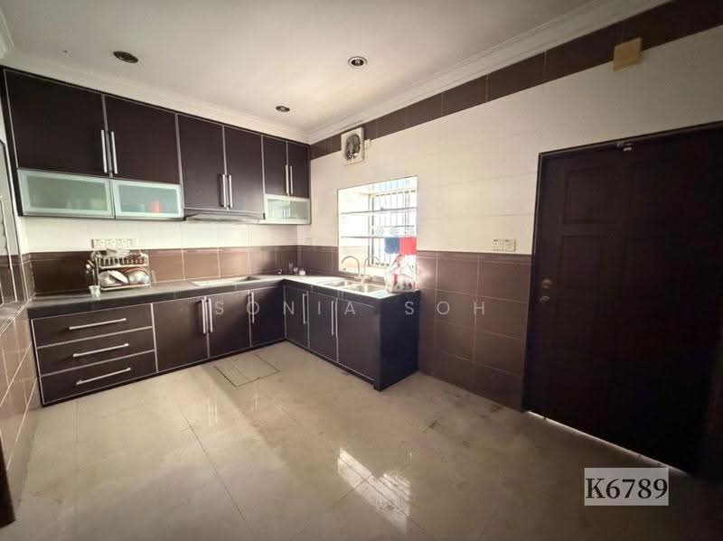 Rumah Teres 2-Tingkat untuk Dijual di Taman Bayu Perdana (Klang) - Sonia Soh - PropertyGuru.com.my
