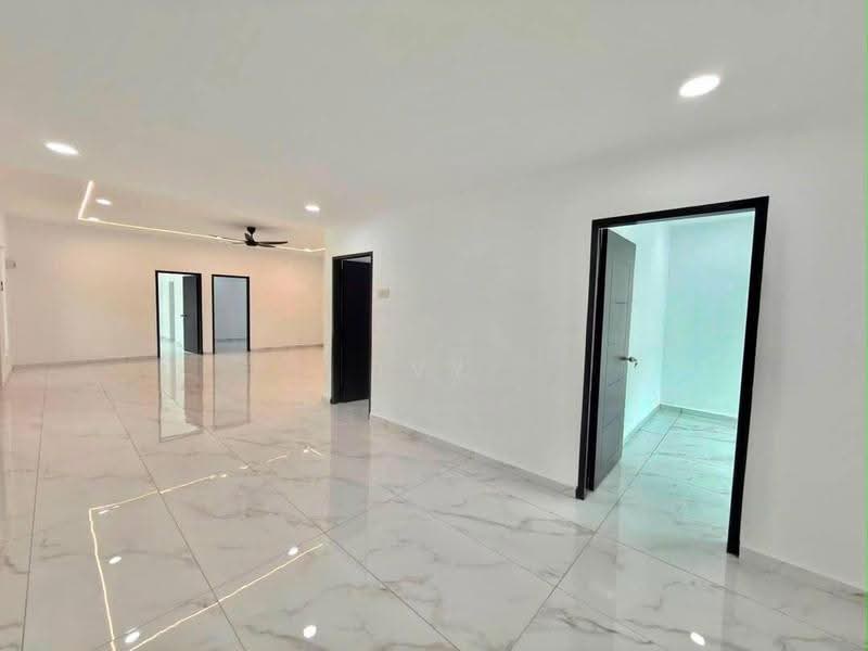 Rumah Teres 1-Tingkat untuk Dijual di Taman Puteri Wangsa (Ulu Tiram) - Ivy Low - Living Room - PropertyGuru.com.my
