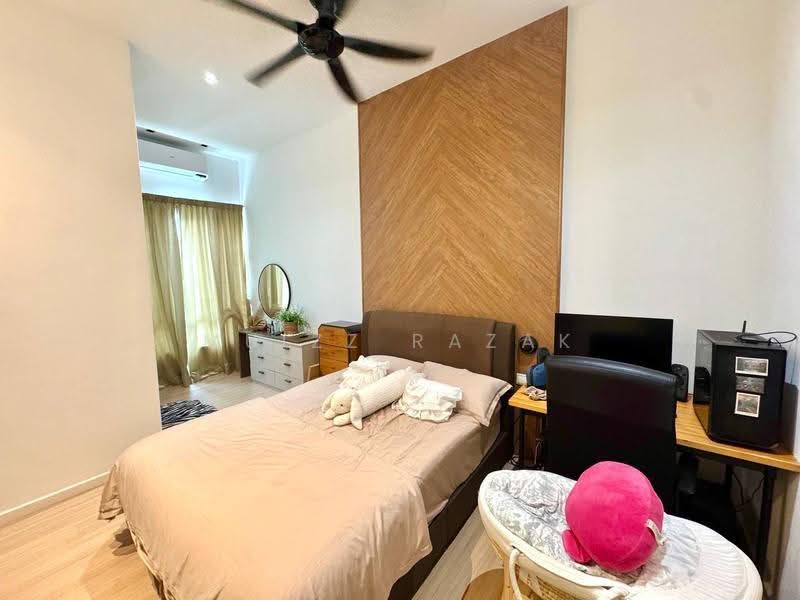 3-storey Terraced House for Sale in Bandar Rinching (Semenyih) - Muizz Razak - PropertyGuru.com.my
