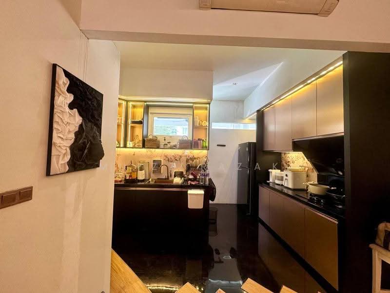 3-storey Terraced House for Sale in Bandar Rinching (Semenyih) - Muizz Razak - PropertyGuru.com.my