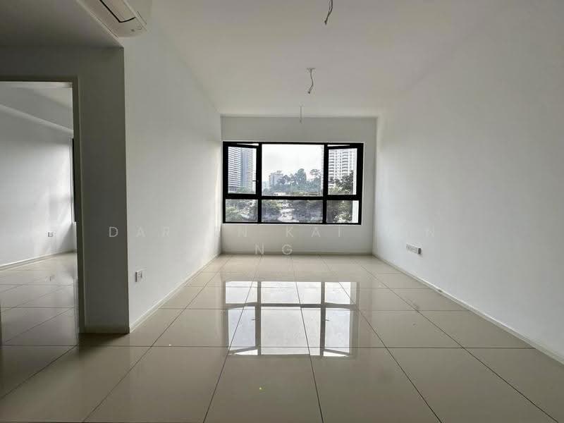 Kediaman Servis untuk Dijual di Residensi Estetik 8 (Est8) - Darren Kai Xin Ng - Living Room - PropertyGuru.com.my