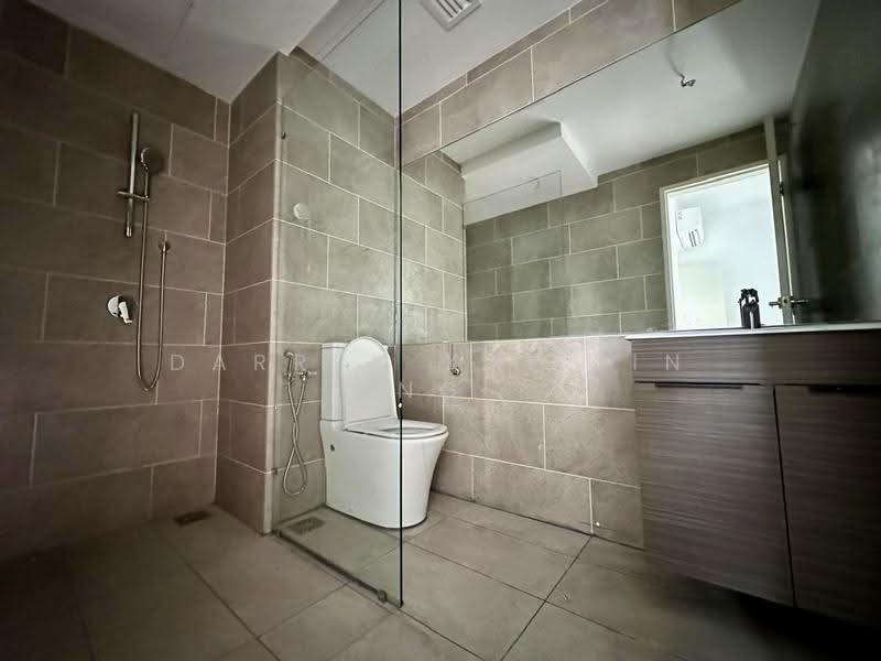 Kediaman Servis untuk Dijual di Residensi Estetik 8 (Est8) - Darren Kai Xin Ng - Bathroom - PropertyGuru.com.my