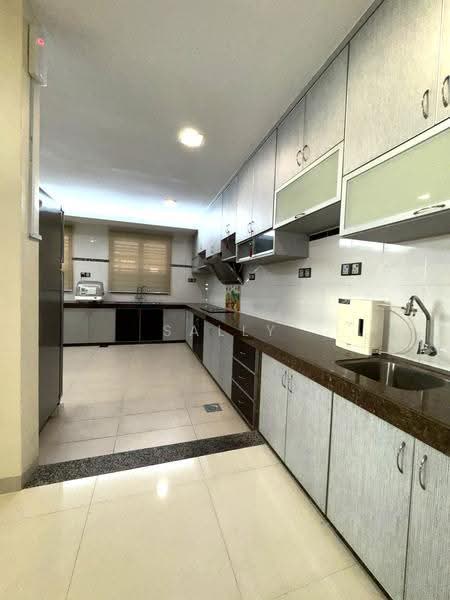 1-storey Terraced House for Sale in Klang (Selangor) - Sally Yong - Kitchen - PropertyGuru.com.my