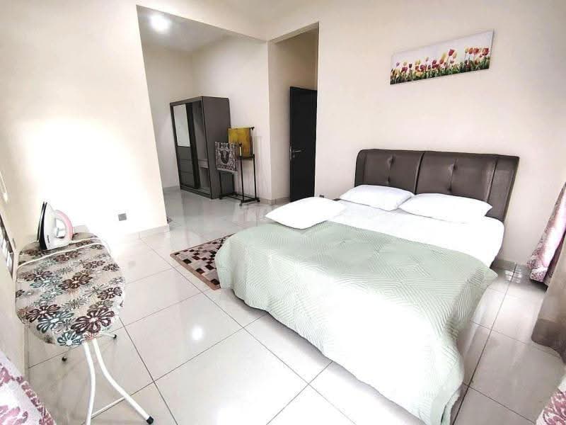 Kediaman Servis untuk Disewa di J.Dupion Residence - Azura Hariri - Bedroom - PropertyGuru.com.my