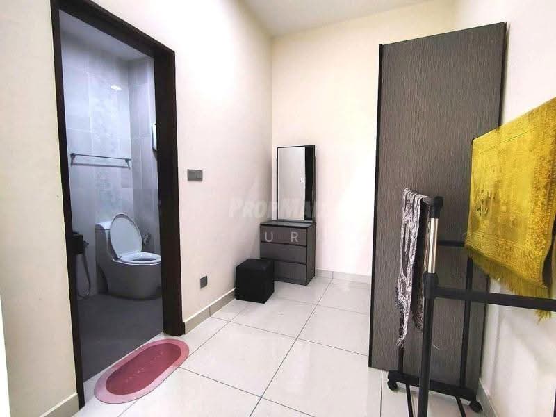 Kediaman Servis untuk Disewa di J.Dupion Residence - Azura Hariri - Bathroom - PropertyGuru.com.my