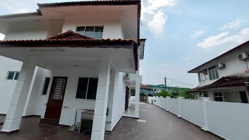 Bungalow House untuk Dijual di Taman Bukit Kempas (Tampoi) - Ivy Low - Exterior - PropertyGuru.com.my