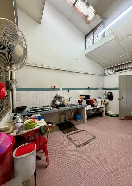 Rumah Teres untuk Dijual di Taman Kok Doh (Batu) - Coyee Wong - Kitchen - PropertyGuru.com.my