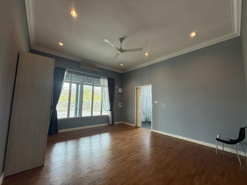 Bungalow House for Rent in Leisure Farm (Gelang Patah) - Doris Tan - Living Room - PropertyGuru.com.my