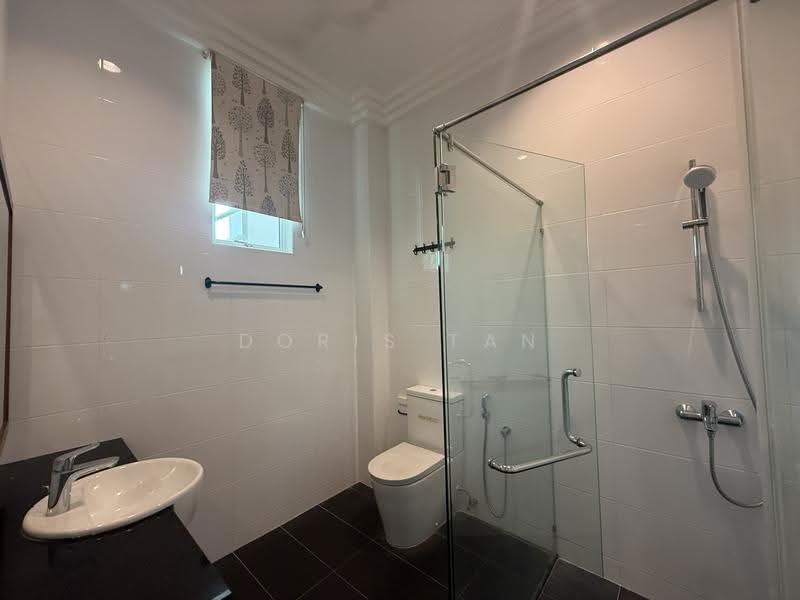 Bungalow House for Rent in Leisure Farm (Gelang Patah) - Doris Tan - Bathroom - PropertyGuru.com.my