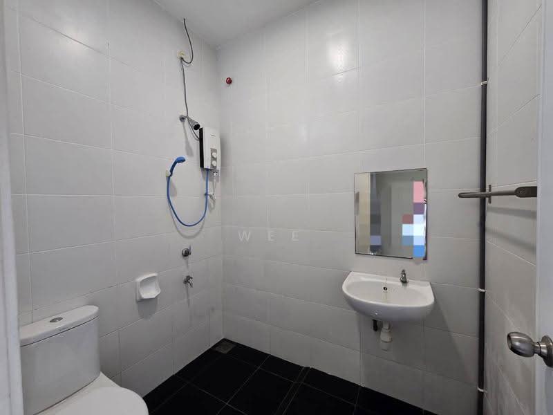 Rumah Kluster untuk Dijual di Setia Tropika (Johor Bahru) - Wee Howe - Bathroom - PropertyGuru.com.my
