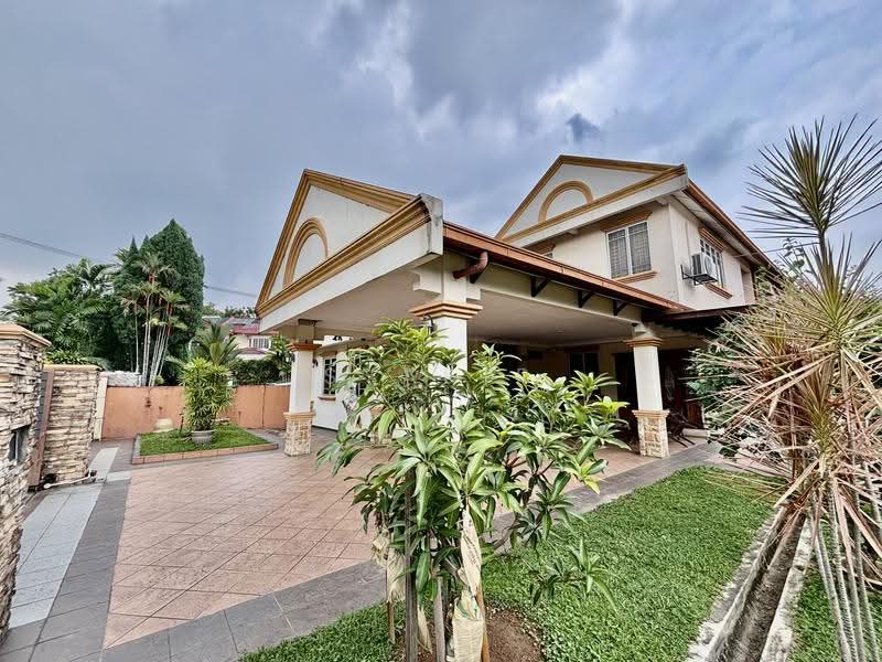 Rumah Berkembar untuk Dijual di Seksyen 9 (Shah Alam) - Syakir Adman - Exterior - PropertyGuru.com.my
