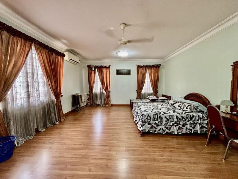 Rumah Berkembar untuk Dijual di Seksyen 9 (Shah Alam) - Syakir Adman - Bedroom - PropertyGuru.com.my