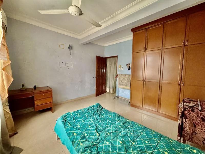 Rumah Berkembar untuk Dijual di Seksyen 9 (Shah Alam) - Syakir Adman - Bedroom - PropertyGuru.com.my