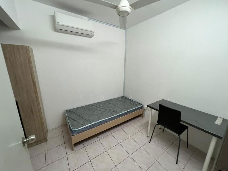Apartment for Sale at Sri Embun - Ken Lai - Bedroom - PropertyGuru.com.my