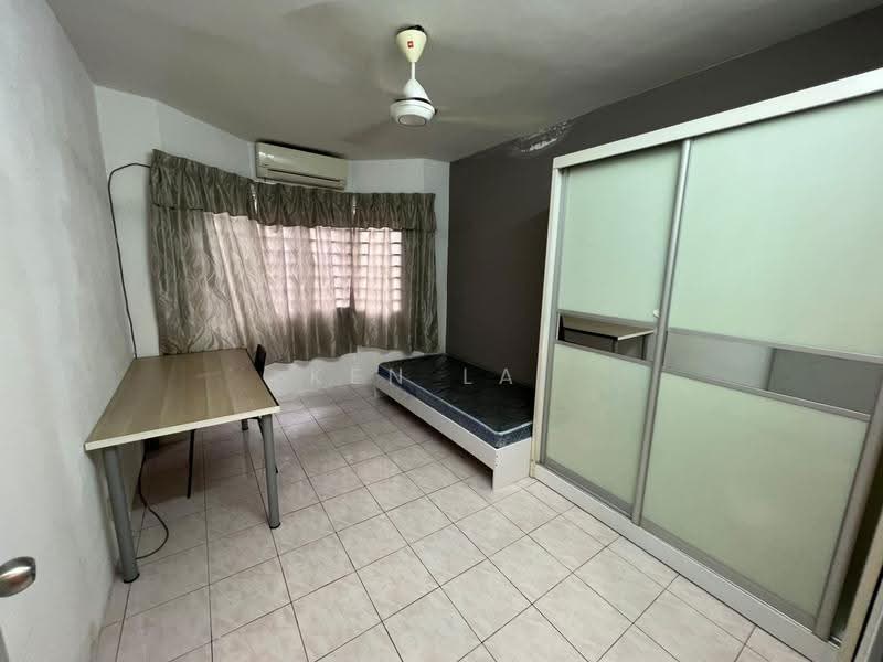 Apartment for Sale at Sri Embun - Ken Lai - Bedroom - PropertyGuru.com.my
