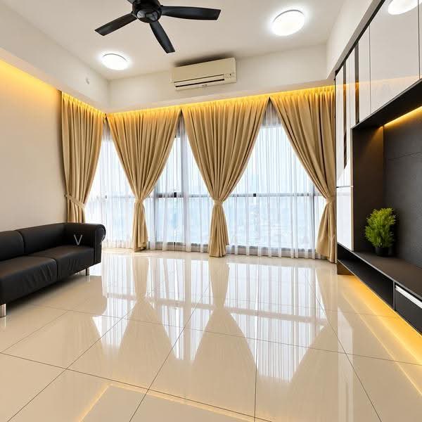 Kediaman Servis untuk Disewa di Tropicana Gardens - Vannesa Tay - Living Room - PropertyGuru.com.my