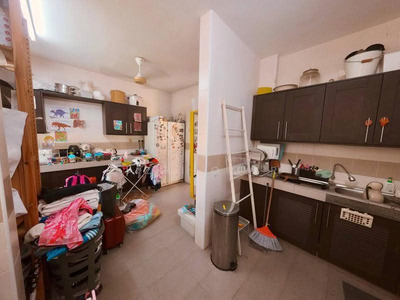 Semi-Detached House for Sale in Presint 15 (Putrajaya) - Fazri Omar - Kitchen - PropertyGuru.com.my