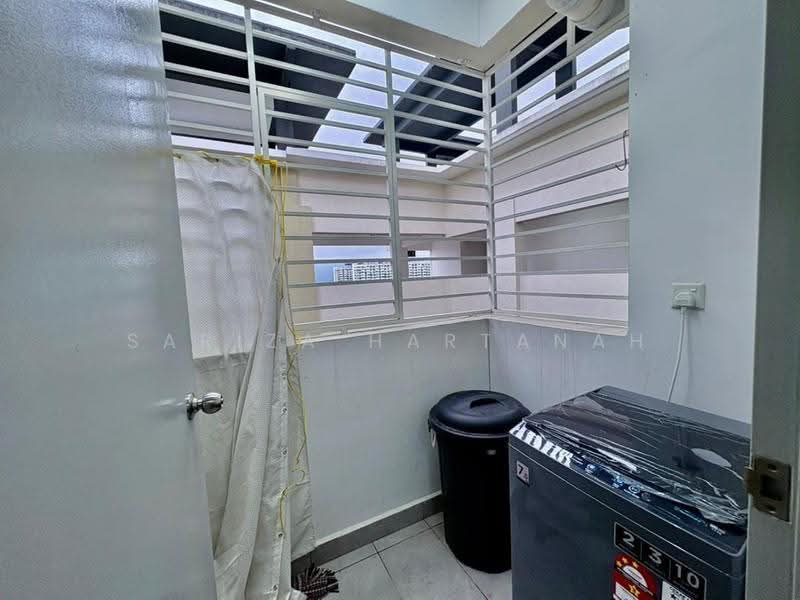 Kondominium untuk Dijual di Residensi Suasana @ Damai - Sariza Hartanah - Balcony - PropertyGuru.com.my
