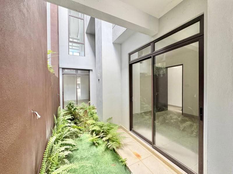 Rumah Teres 3-Tingkat untuk Dijual di Cyberjaya (Selangor) - Imran Ismadi - PropertyGuru.com.my